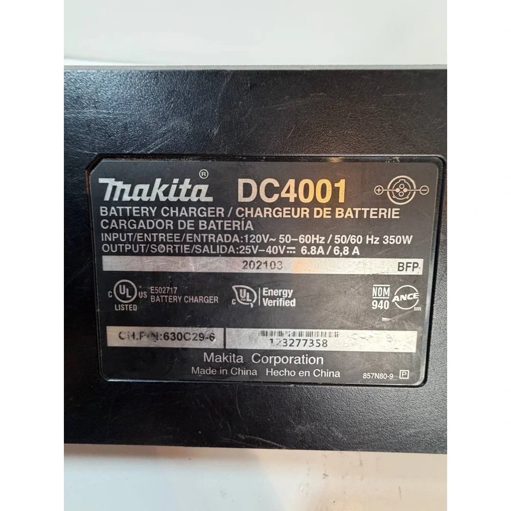 Makita genuine dc4001